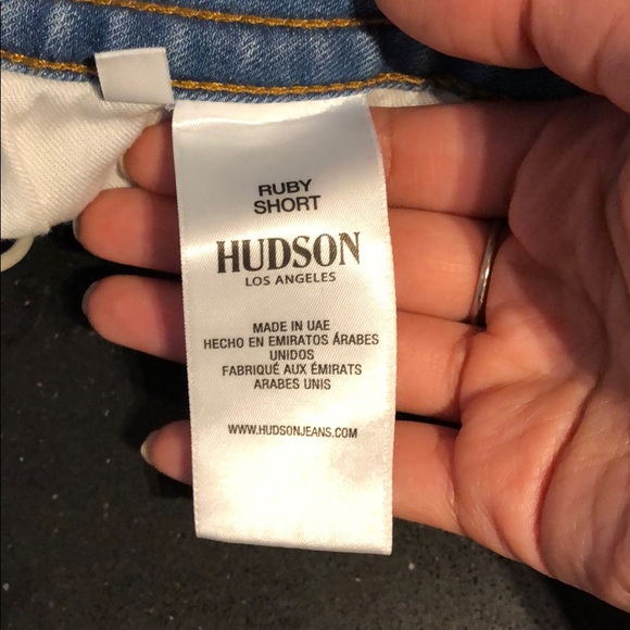 Hudson Jeans Ruby Mid Thigh Shorts - Picture 10 of 11